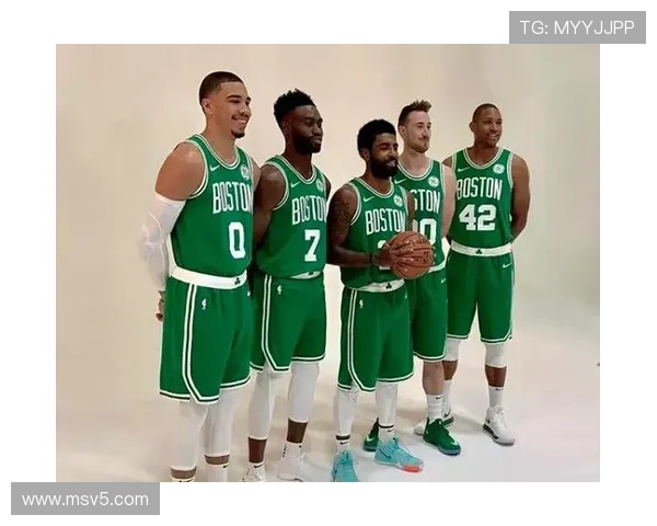 NBA火箭队全队球员赛季数据统计与对比评析