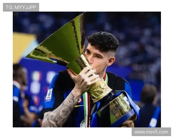 德天空：巴萨密切关注武什科维奇，已将其纳入今夏引援名单