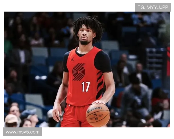 斯普利特谈夏普小腿伤情赛季需谨慎处理以确保健康