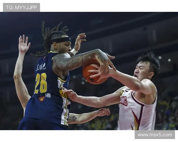 CBA与NBA竞技水平差距明显外援政策成关键影响因素